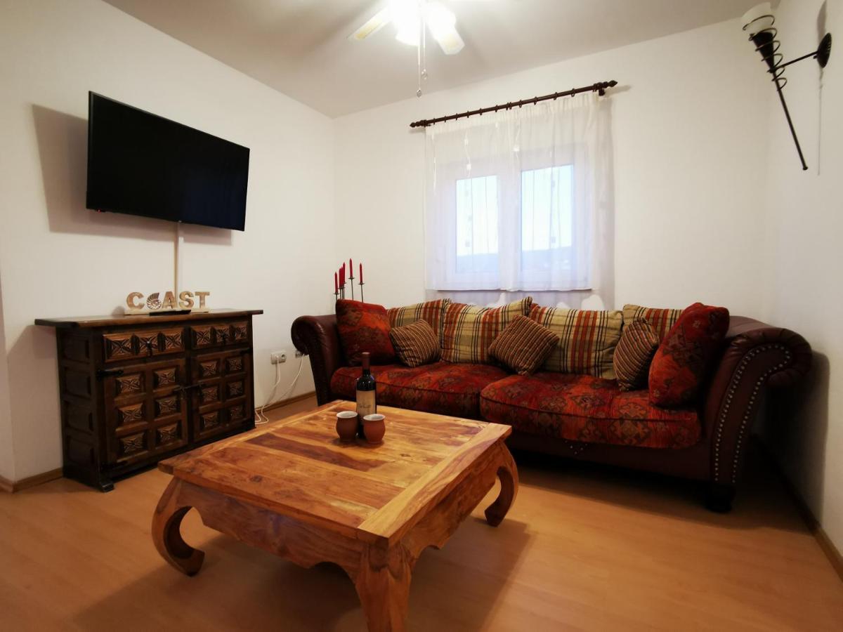 Villa Mala Vala #1 - Seeview - 80 Qm - 2 Sz - 4 Pers Trogir Exterior foto